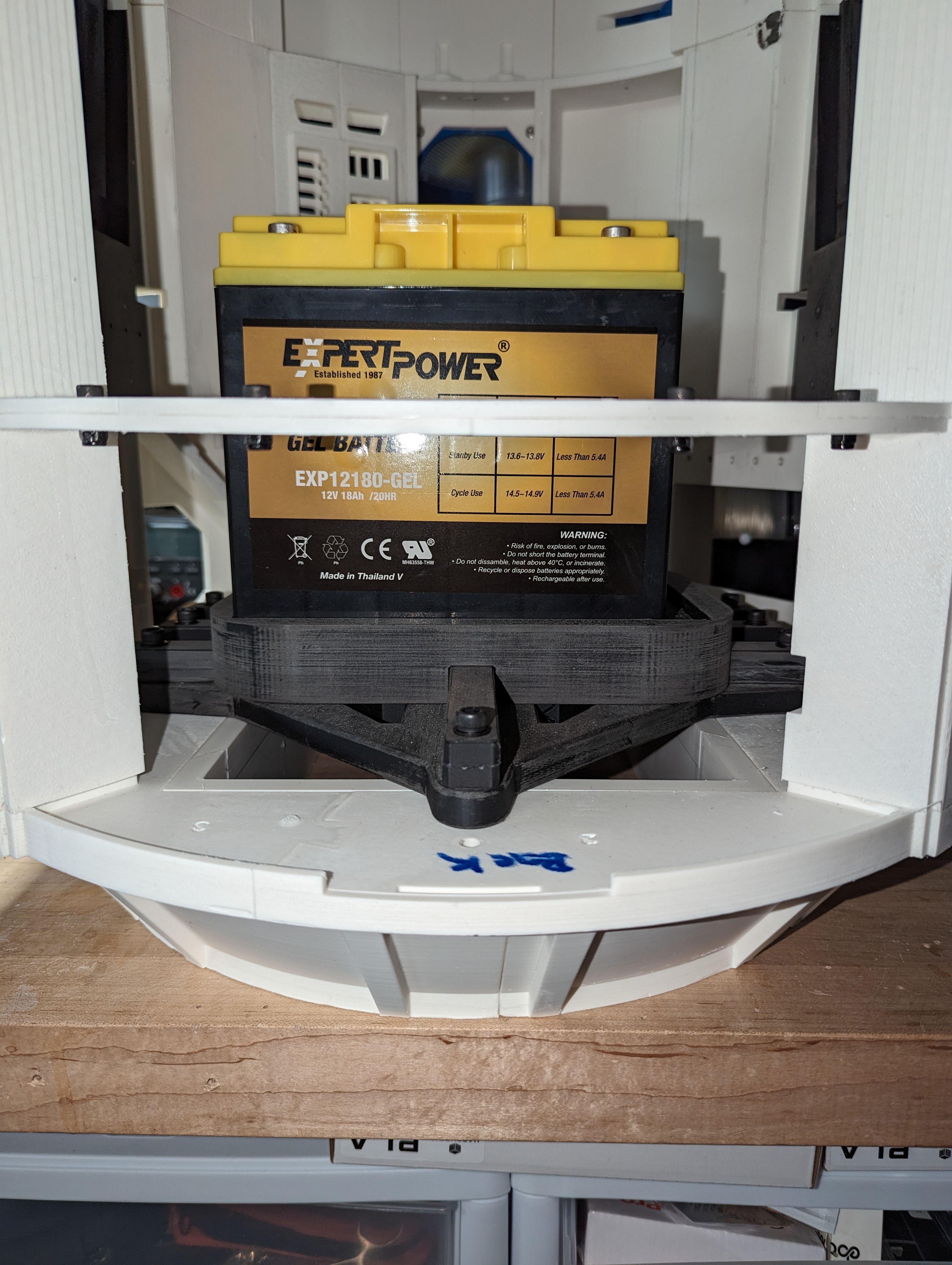 R2-D2 build, view 8