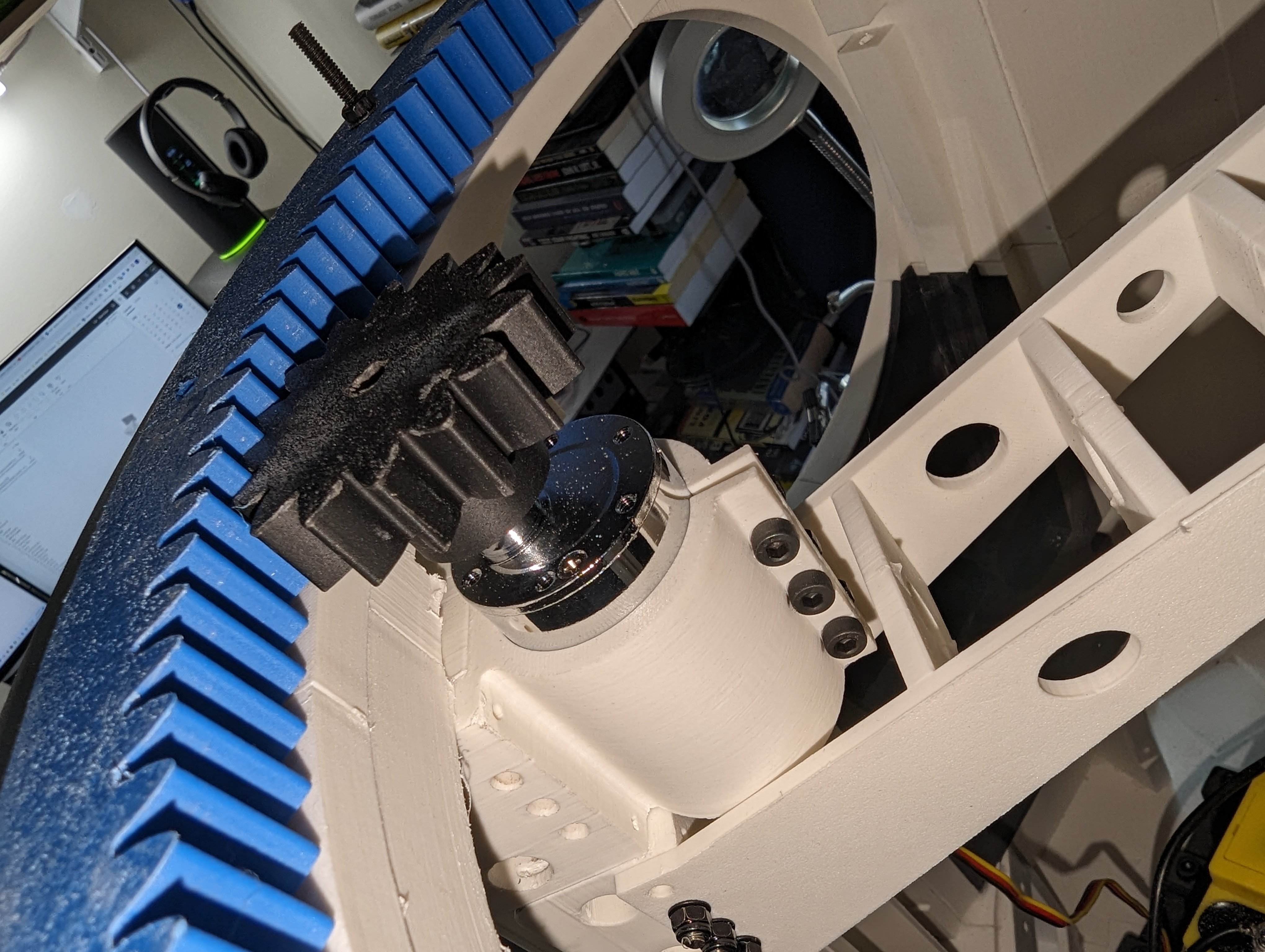 R2-D2 build, view 9