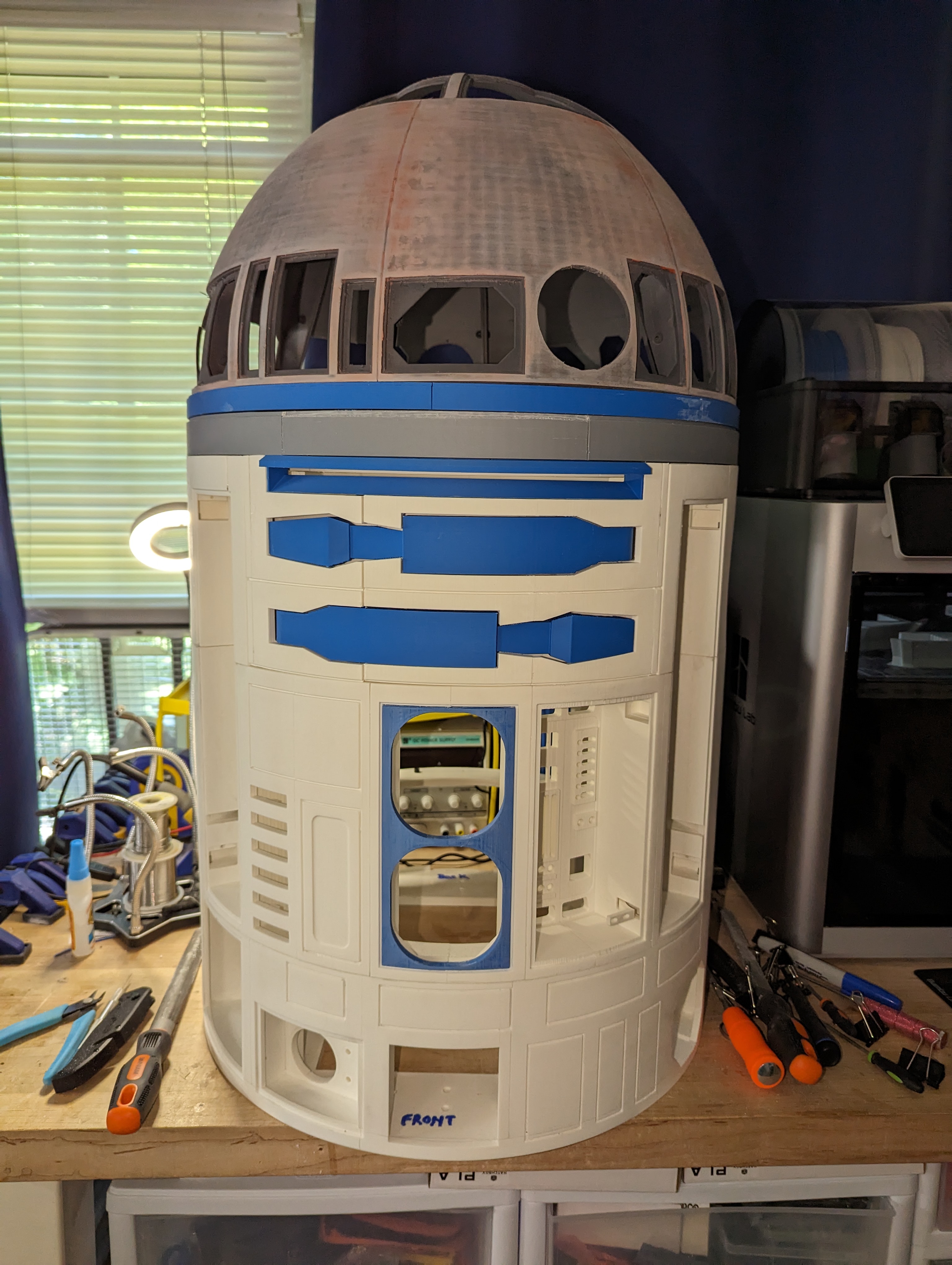R2-D2 build, view 7